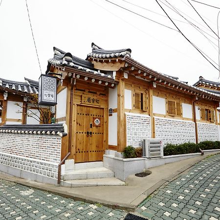 Hanok 24 Guesthouse Gyeongbokgung Seoel Buitenkant foto