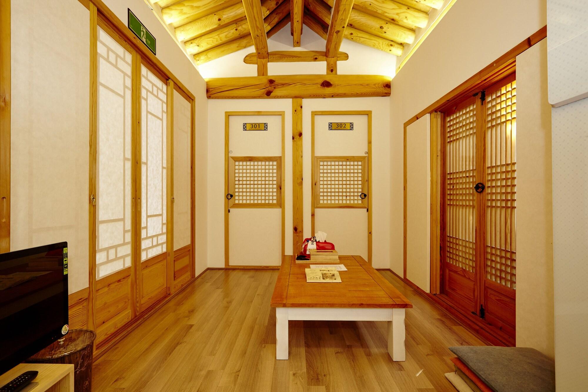 Hanok 24 Guesthouse Gyeongbokgung Seoel Buitenkant foto